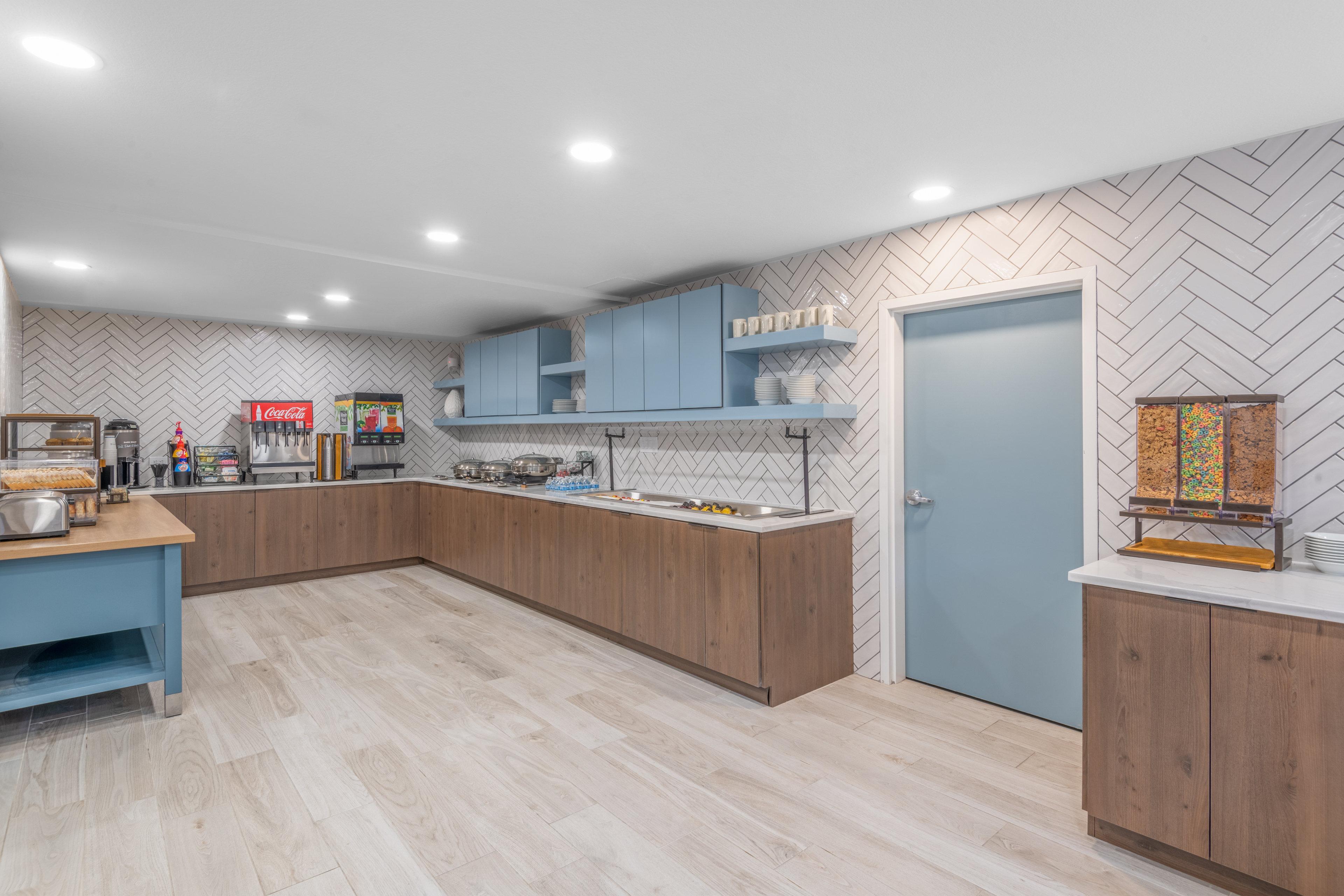 Staybridge Suites Phoenix Glendale Sports Dist By Ihg Eksteriør billede