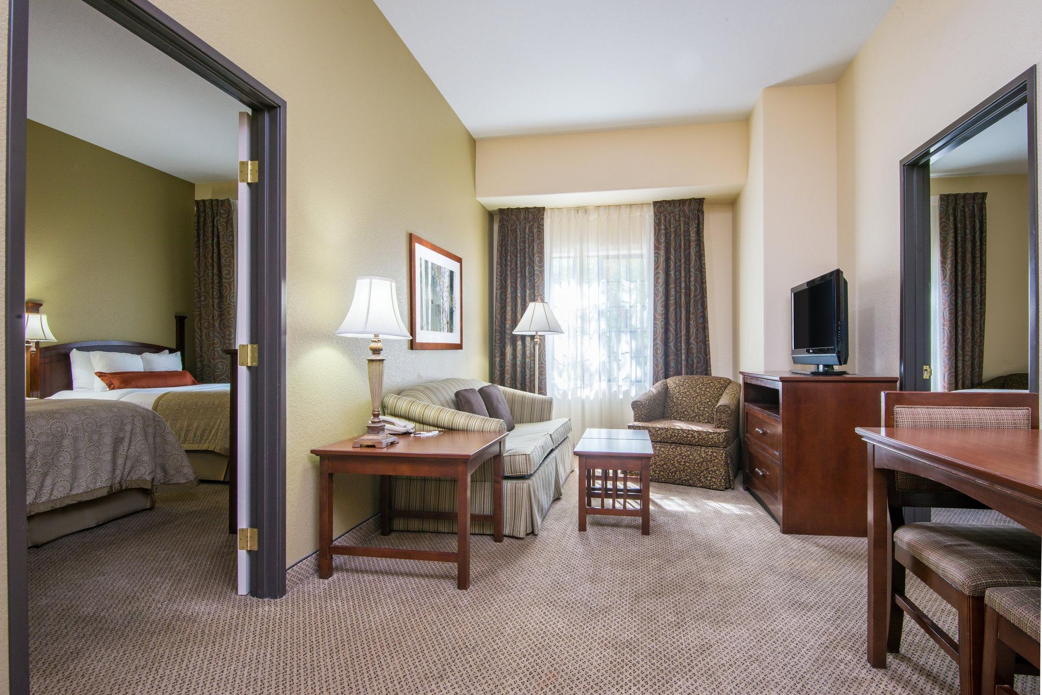 Staybridge Suites Phoenix Glendale Sports Dist By Ihg Eksteriør billede