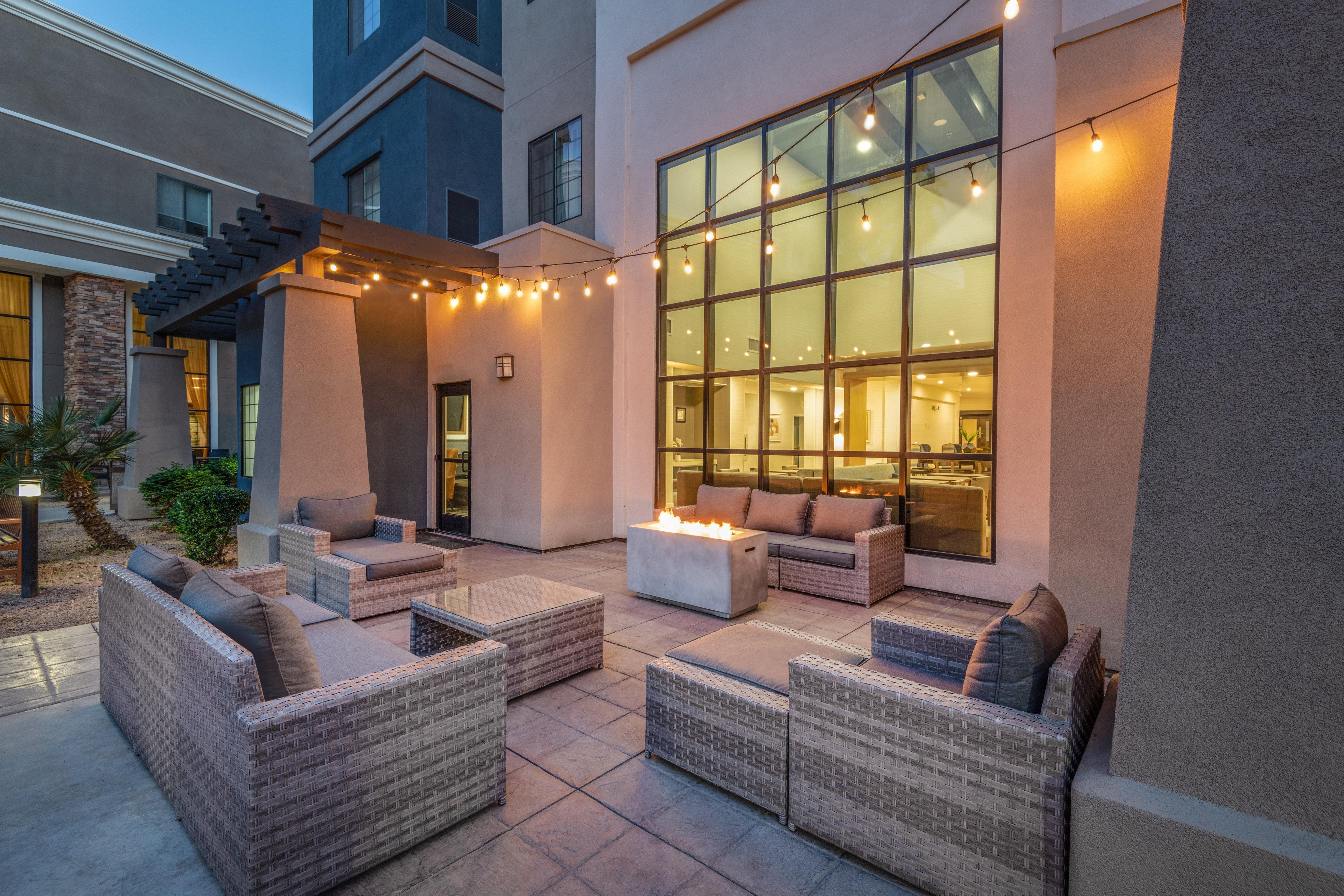 Staybridge Suites Phoenix Glendale Sports Dist By Ihg Eksteriør billede
